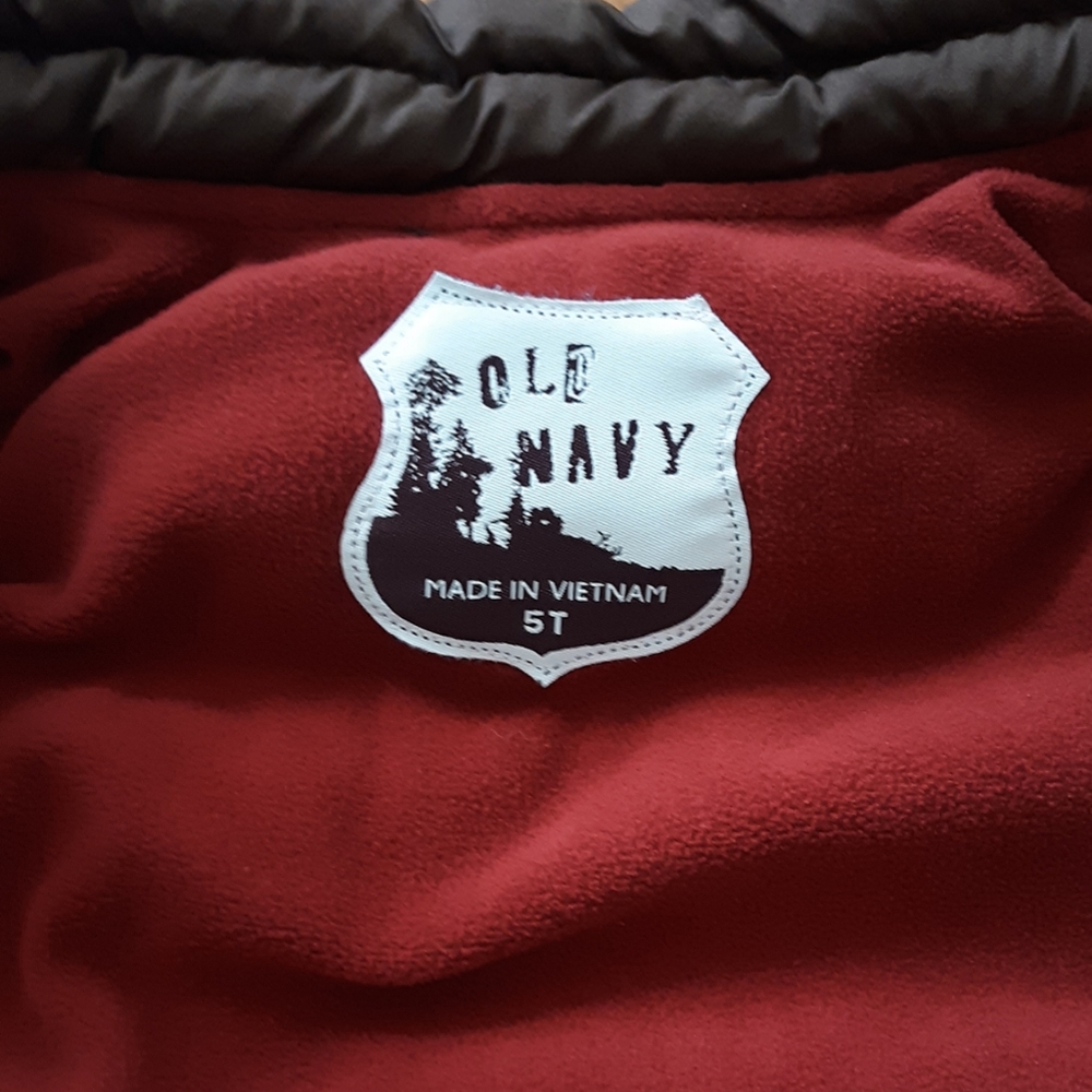 Old Navy Button Up Puffer Vest w/Owl & Pockets - Picture 7 of 7